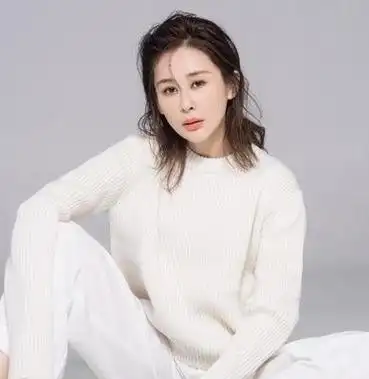 演员周扬个人资料简介 靳东和周扬的分手原因