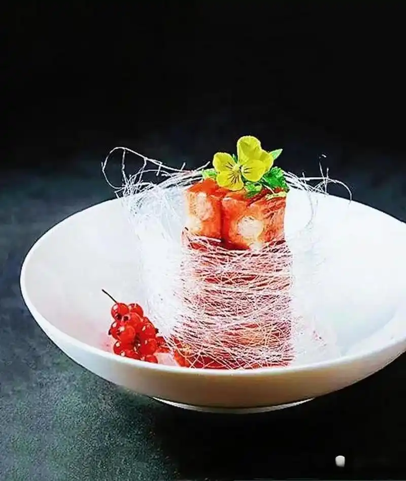 美感十足意境菜品