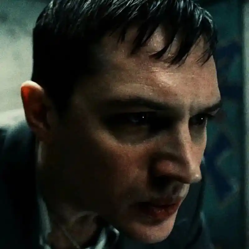 "人生没有白走的路 每一步都算数"#汤姆哈迪 #头像 - 抖音