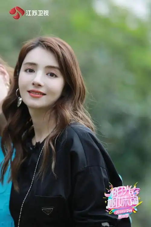 阳光姐妹淘麦迪娜携闺蜜爆料辣妈秘诀