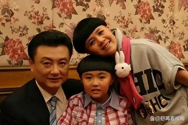 产后抑郁金龟子女儿住20w月子中心因喂母乳崩溃到抱丈夫痛哭