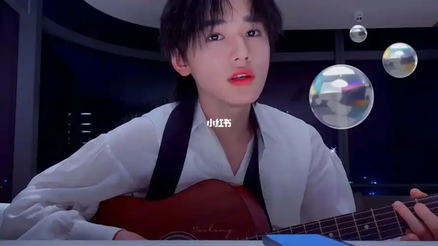 宋亚轩壁纸这几张轩轩绝绝子