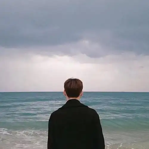 面朝大海背影爱人