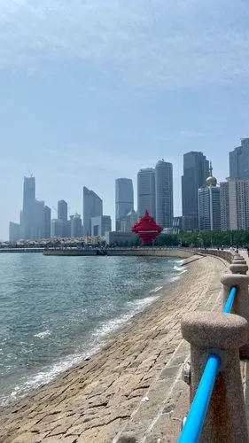 青岛的夏天,大海,帆船,平流雾