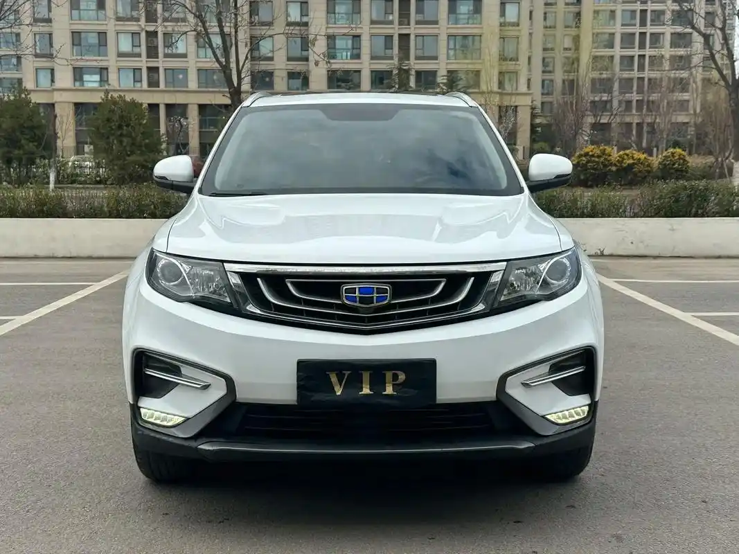 #每天推荐好车 新到2018年3月吉利博越1.8自动挡,全车