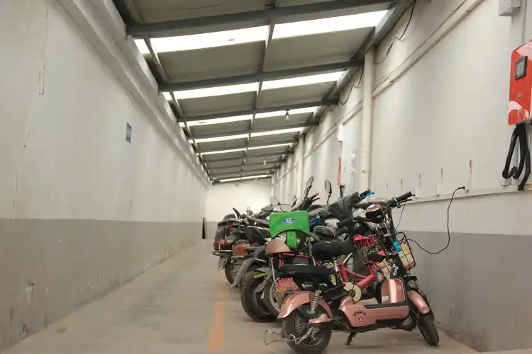 叮叮电瓶车充电桩地下车库安装案例展示