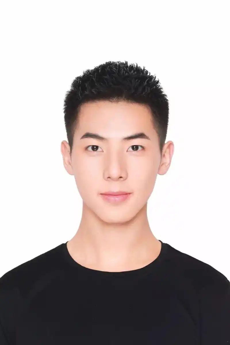 留这10款短发去拍证件照好帅