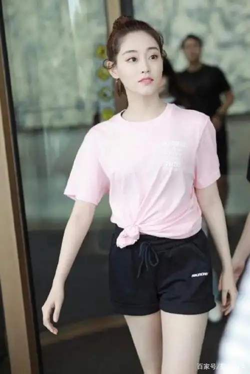 祝绪丹,精致优雅,美得像18岁