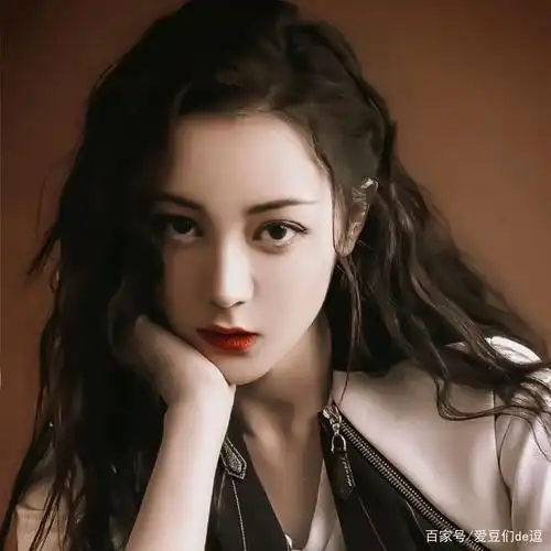 迪丽热巴高清头像图片系列