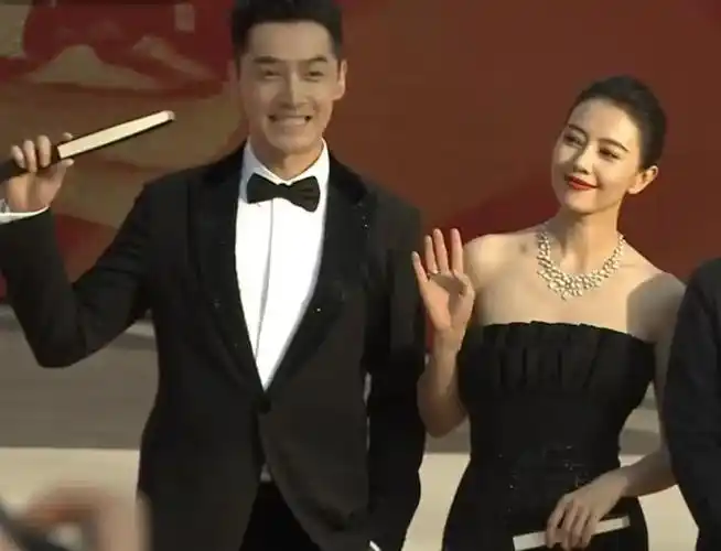 北影节开幕太精彩关晓彤被配角艳压蓝盈莹险走光胡歌太绅士