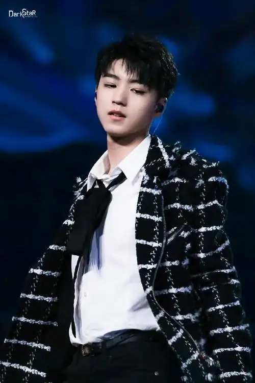 王俊凯2024凯启甲辰##从开始到未来,只为王俊凯