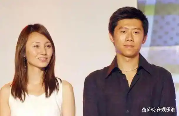 夏雨的童年,如同一幅被阴霾笼罩的画卷,以家庭的离散为开端.