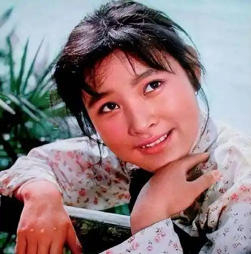 陈冲40年的辛酸:从最年轻影后到人人"唾弃",她做错了什么?