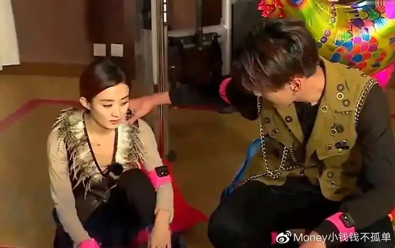 赵丽颖早看穿吴亦凡吴亦凡对赵丽颖撒娇她直接怼你好好说话