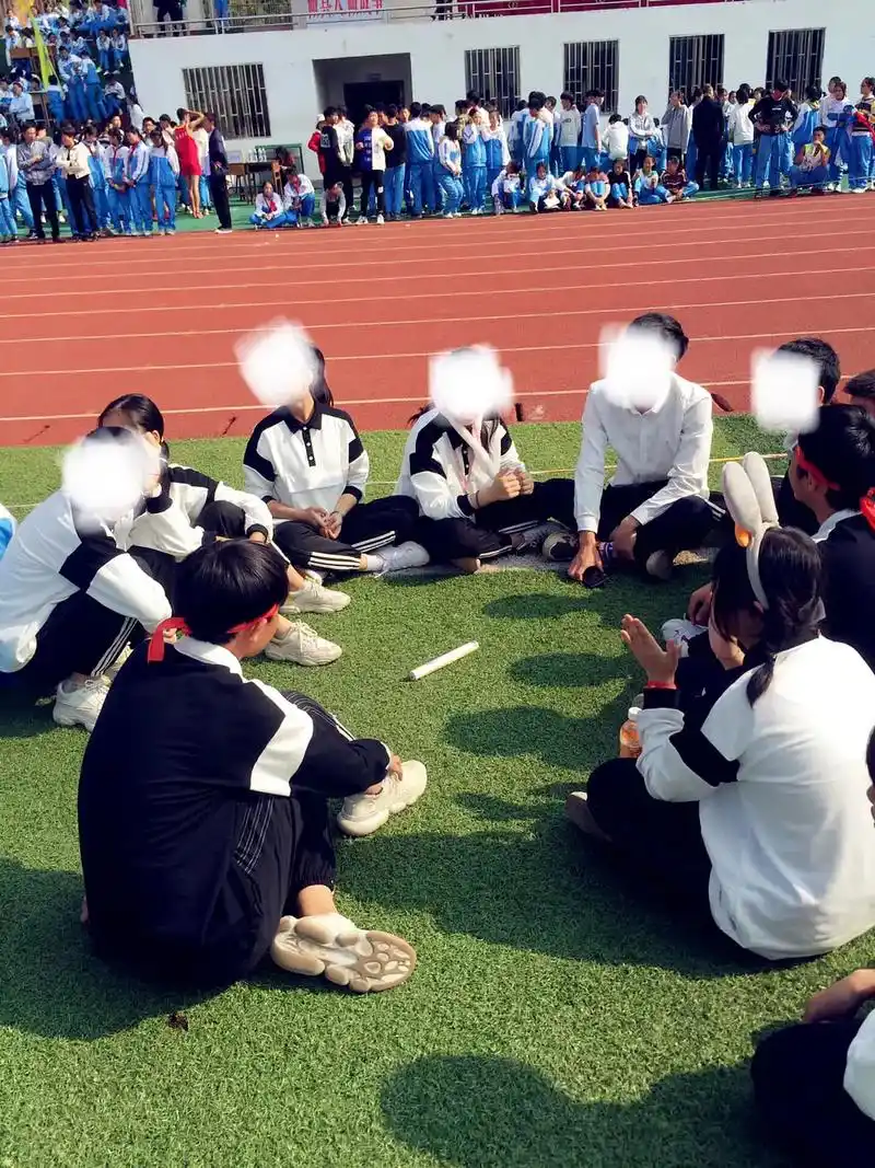 我是初一十三班的胖子#05 #初中照片 - 抖音