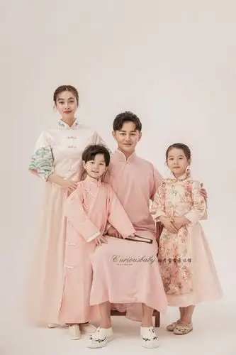 2020新款儿童摄影服装影楼拍照全家福亲子装