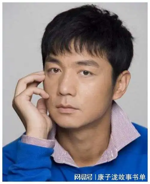 演员邢佳栋:因打架被北电开除,出道至今零绯闻,妻子身份成谜|段奕宏