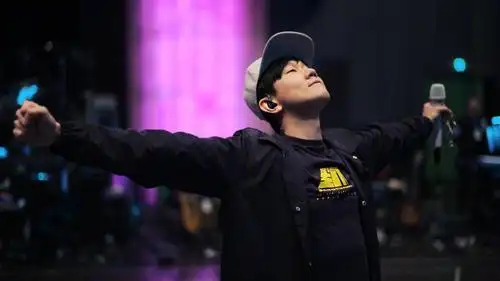 电脑平板电视机7680x4320林俊杰演唱会壁纸