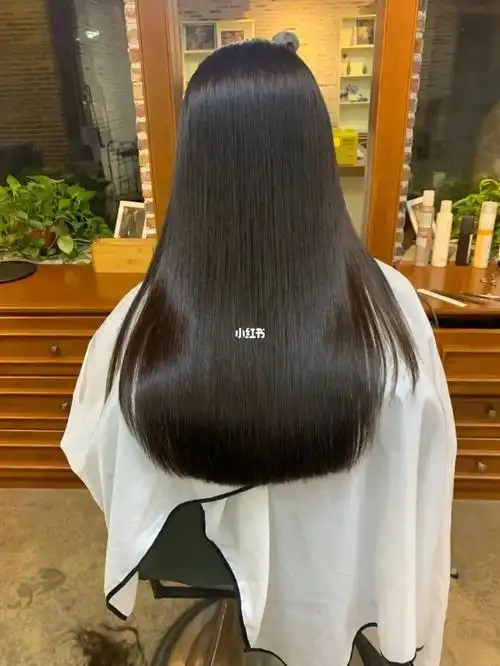 姐妹们 我准备上车了这个黑长直发尾怎么样?