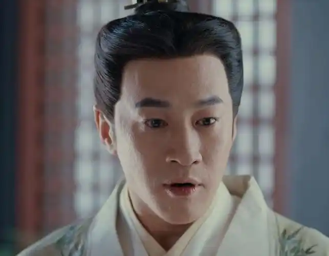 古装丑男何润东又演贵公子女主颜值普通黄圣依周丽淇轻松艳压