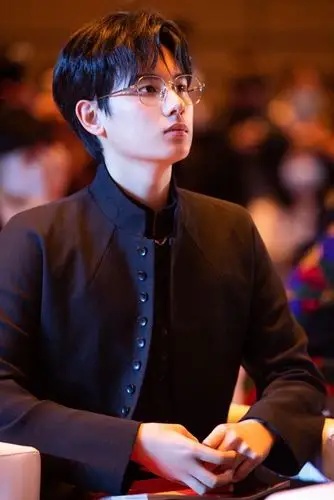 胡先煦的两次眼镜造型都跟1921有关