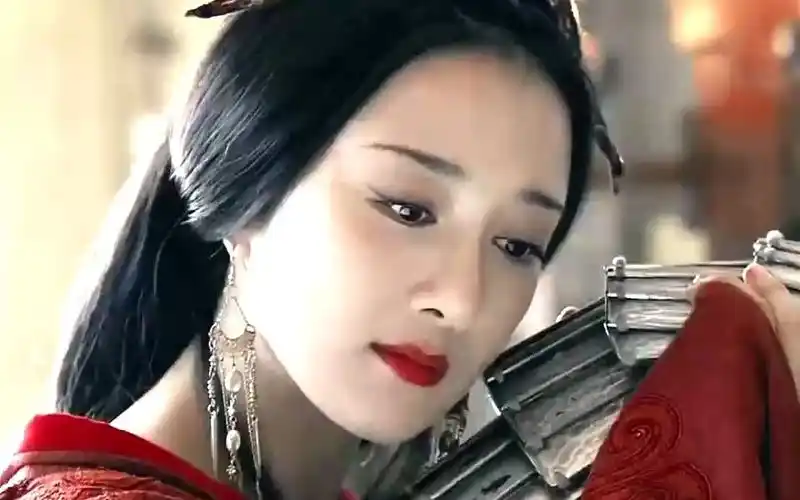 李依晓的虞姬真的好美啊!好有韵味