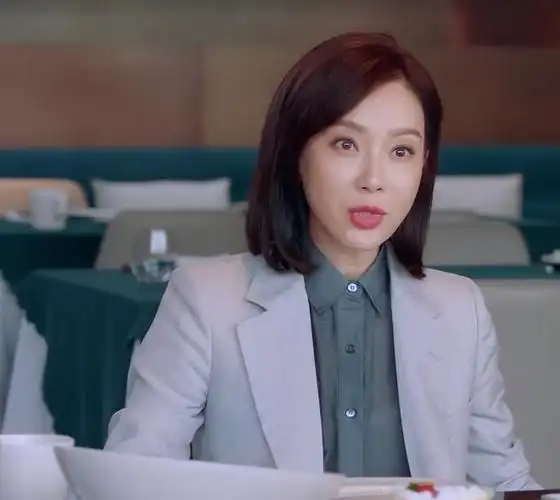 封面《谁说我结不了婚》:陈数,活得精彩,美得精致