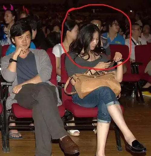 《传奇》只给90块钱版权费,李健:是种耻辱_时候_首歌_老婆