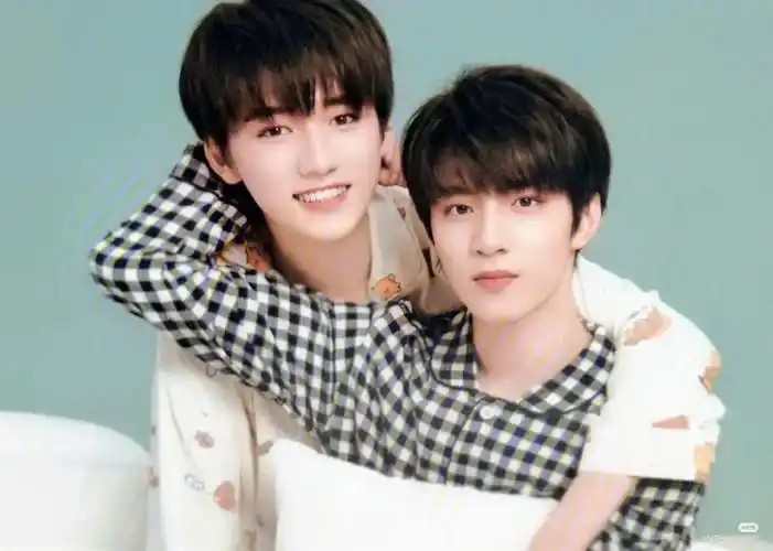 文轩互动的壁纸来啦