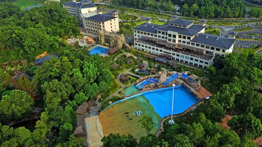 宁乡紫龙湾温泉度假酒店