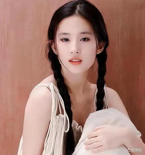 为何刘亦菲单身至今?不是没人想娶,看完这些照片你就明白了!