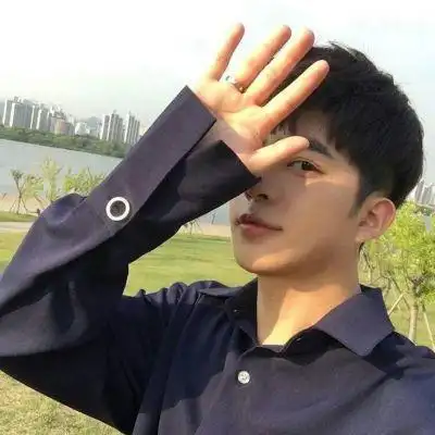 时尚小鲜肉男生微信头像2