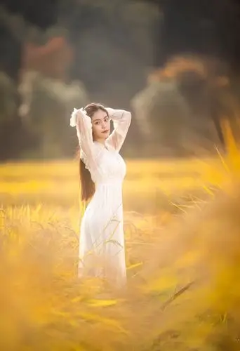 稻田拍摄美女人像,教你7个摄影技巧,满足好看唯美有意境的要求