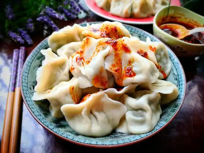 辣椒包饺子的做法大全(大辣椒和虾仁包饺子的做法)