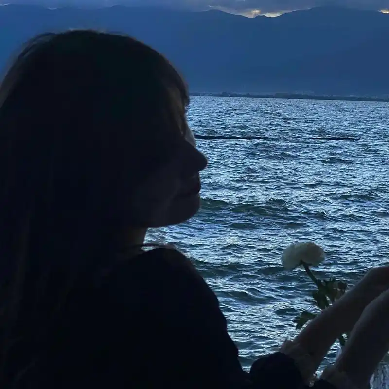 9/9 海边头像背影 海边头像分享