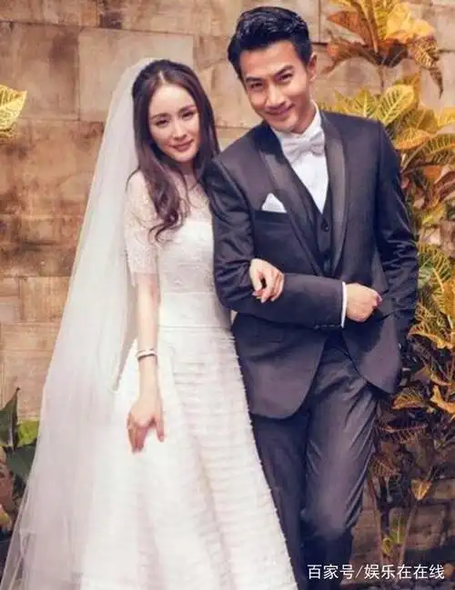 娱乐圈明星婚纱照:赵丽颖小鸟依人,热巴深情接吻,杨幂很优雅!