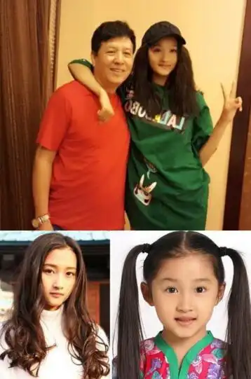 20岁关晓彤全家近照,母亲高贵雍容老爸帅气有才,母女俩一模样