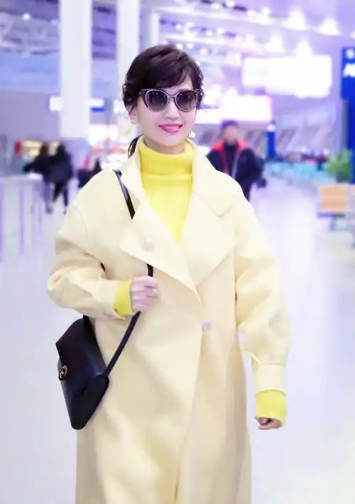 64岁赵雅芝优雅穿搭,尽显女人味_服装_风格_剪裁