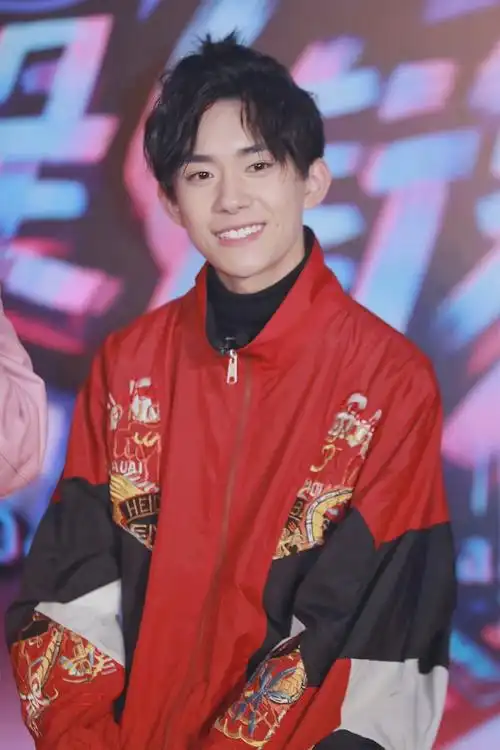 易烊千玺超话  2018 /0222 /180222  《这就是街舞》全球发布会  小