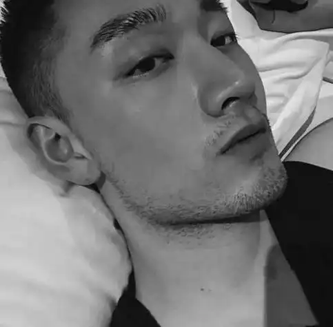 渣男头像不介意孤独比爱你舒服