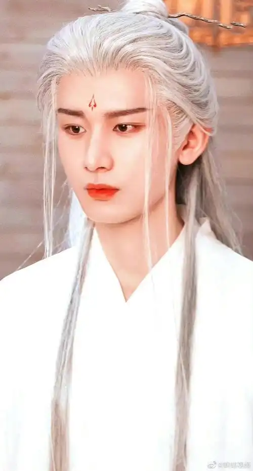 七夕最想约会的男主#七夕你会选择又帅又甜的捉妖师唐周,还是高冷