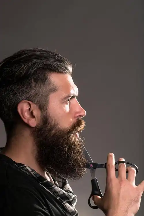 25p长胡须时尚男人jpg高清图片