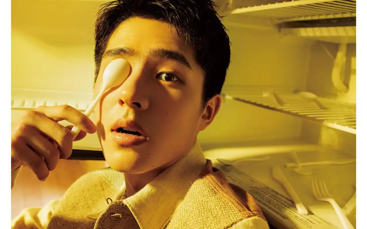 刘昊然时尚杂志写真图片桌面壁纸