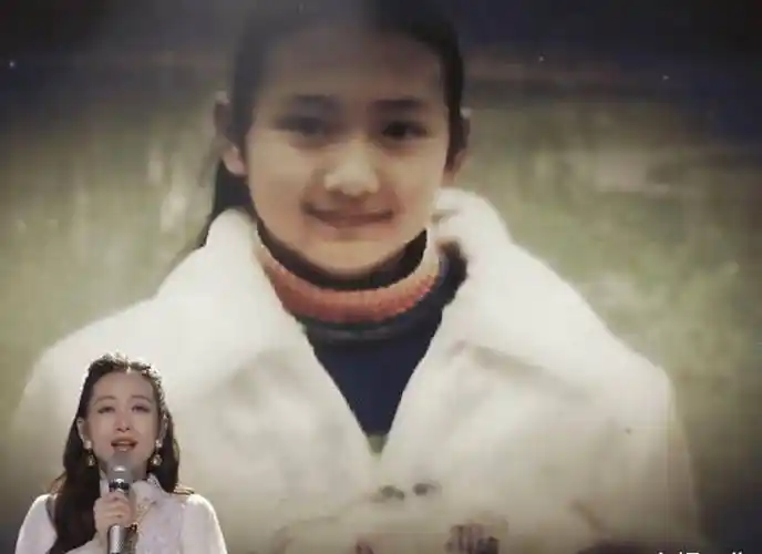 姐姐2舞台晒年轻照:本以为王鸥够惊艳,但看到小林青霞才爱了!