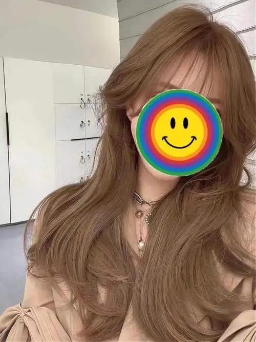 隐隐越越有灰调感觉 对亚洲人比较友好需要褪色到7度左右  #paya hair