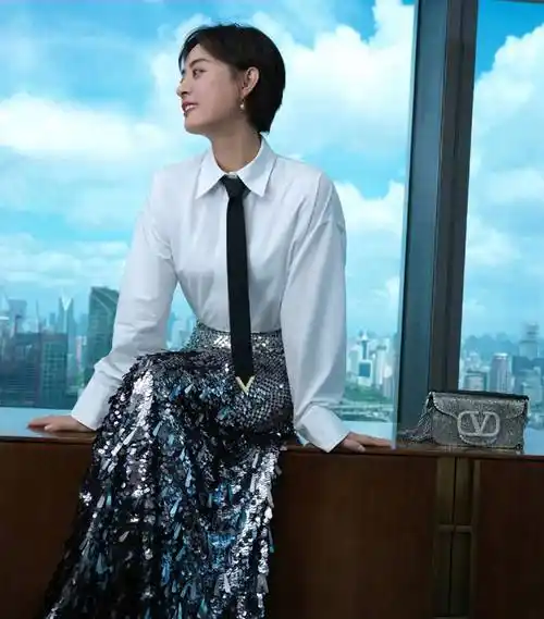 你觉得孙俪这次活动的着装怎么样?_网友_衣服_裙子