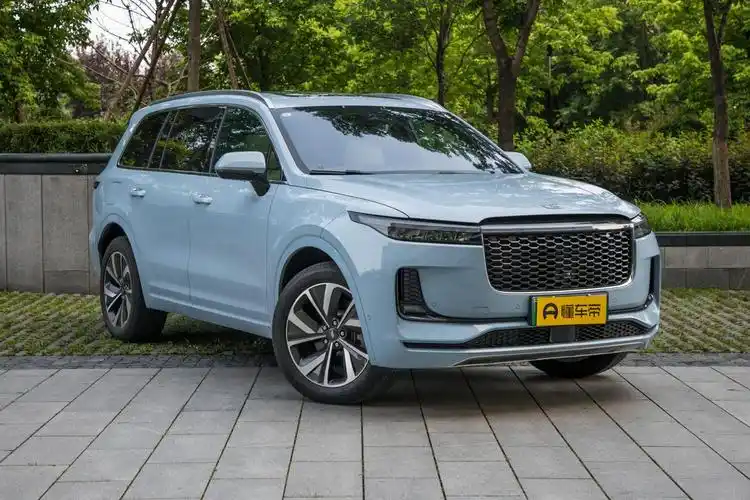 理想one壁纸_理想one_理想one外观图片_2/656张图片_理想onebaby blue