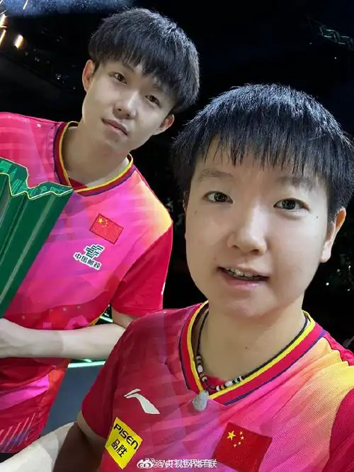 国乒包揽5项冠军↓↓  96男单:王楚钦  96女单:陈梦  96男双