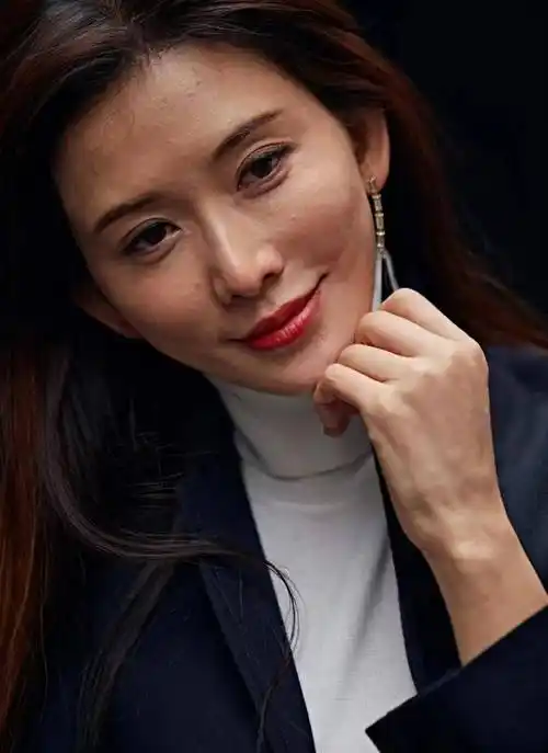 林志玲宣布退圈内幕,年龄大了只是体面回答,知情人透露真实原因_丈夫