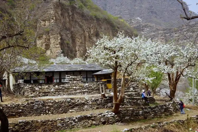 大山深处的小村庄